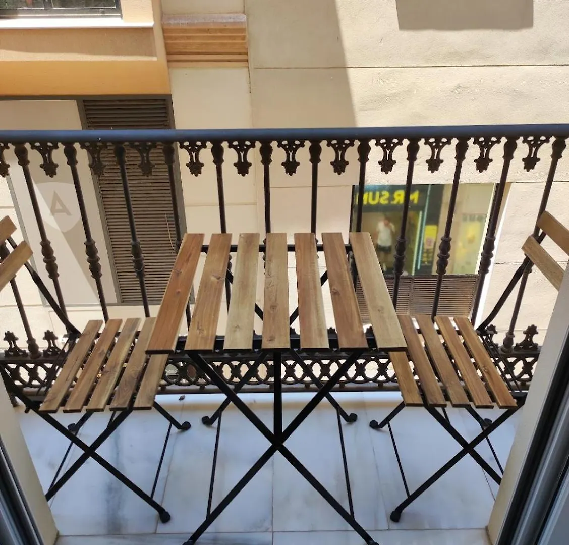 Elegancia Y Confort En El Corazon De Màlaga