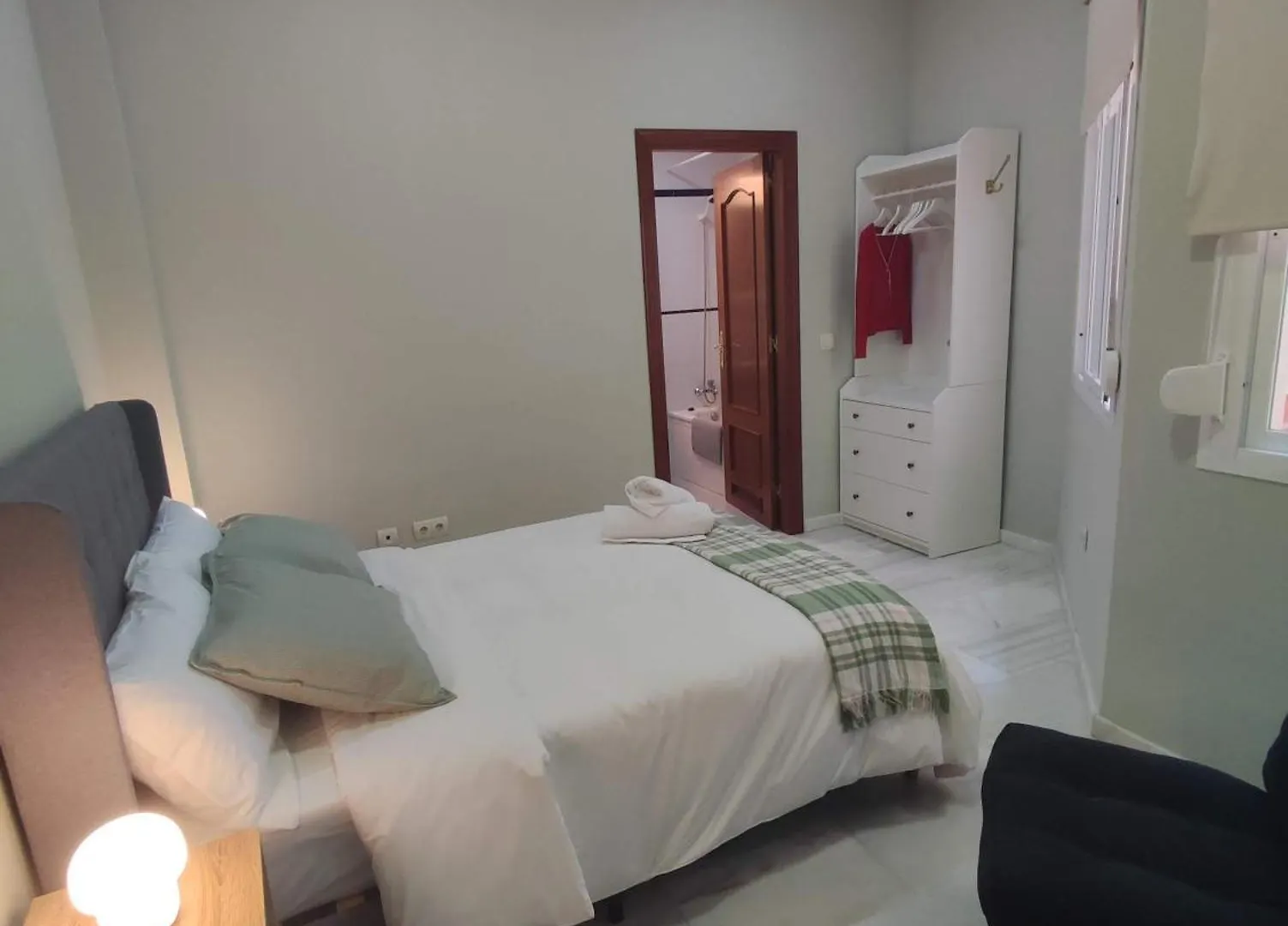 Elegancia Y Confort En El Corazon De Málaga Apartment